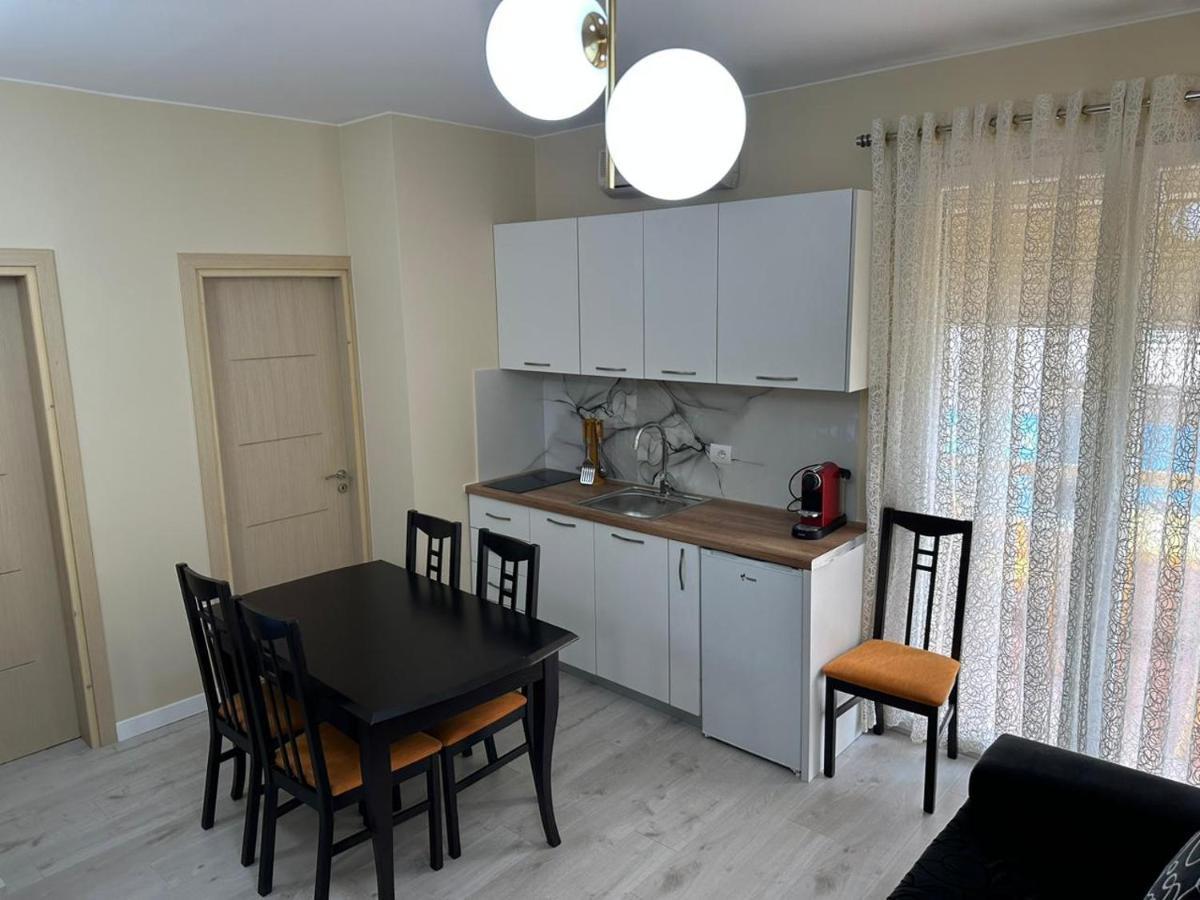 Holiday House دراس المظهر الخارجي الصورة
