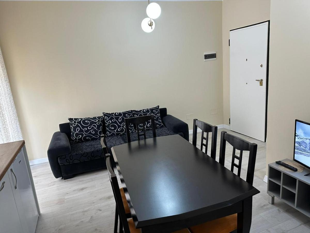 Holiday House دراس المظهر الخارجي الصورة